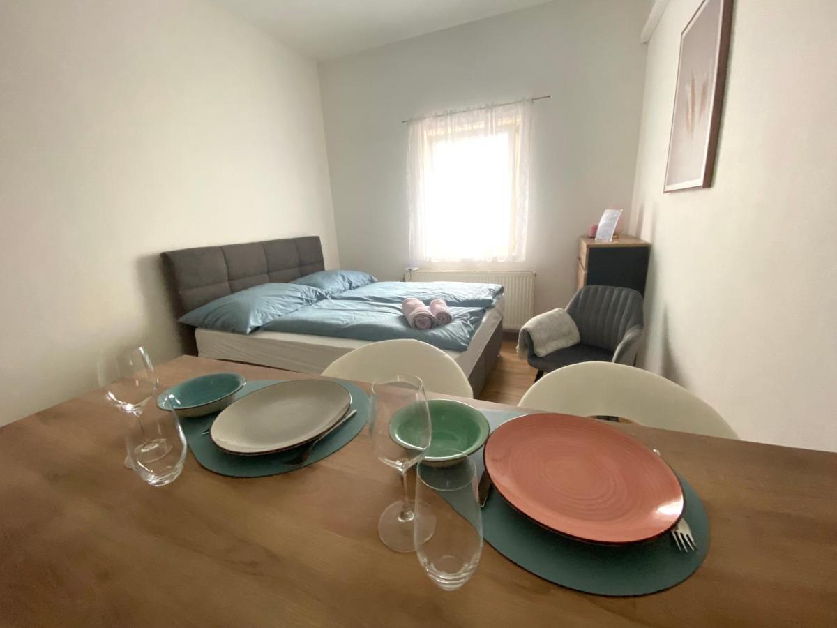 Air-Conditioned, Quiet Apartment - Center Of Sankt Poelten - Smart Tv Екстериор снимка
