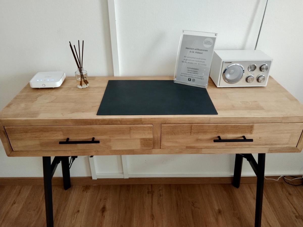 Air-Conditioned, Quiet Apartment - Center Of Sankt Poelten - Smart Tv Екстериор снимка
