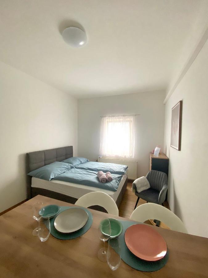 Air-Conditioned, Quiet Apartment - Center Of Sankt Poelten - Smart Tv Екстериор снимка