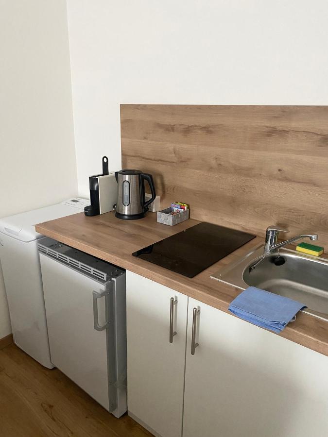 Air-Conditioned, Quiet Apartment - Center Of Sankt Poelten - Smart Tv Екстериор снимка