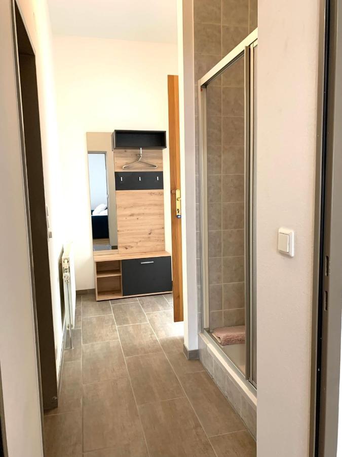 Air-Conditioned, Quiet Apartment - Center Of Sankt Poelten - Smart Tv Екстериор снимка